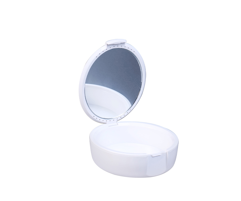 Denture box（82.5*74*29mm）
